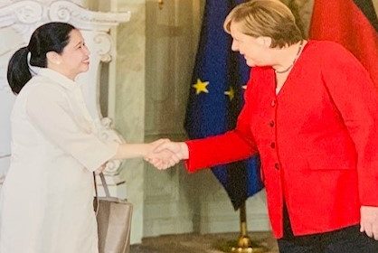 German Chancellor Merkel Meets Diplomatic Corps, Sends Best Wishes to President Duterte