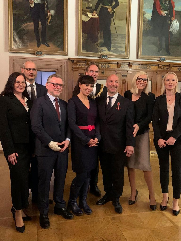 German Doctor Awarded for Humanitarian Work in the Philippines